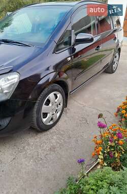 Opel Zafira  2008