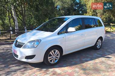 Opel Zafira  2011