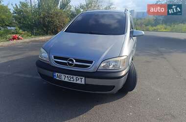 Opel Zafira  2003