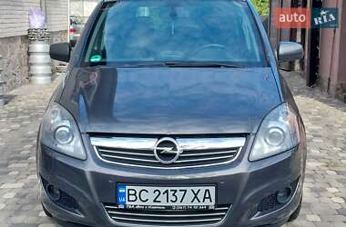 Opel Zafira  2011