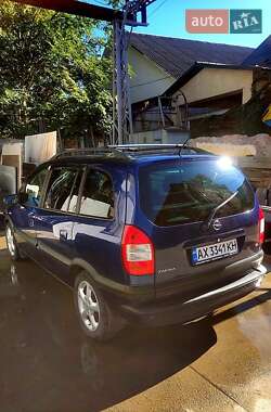 Opel Zafira  2003