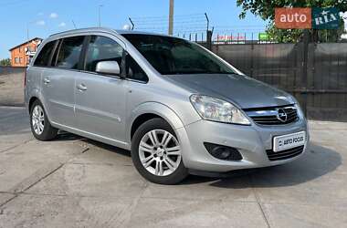 Opel Zafira 2011