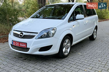 Opel Zafira  2011