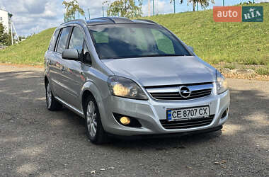 Opel Zafira  2011