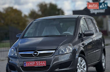 Opel Zafira  2010