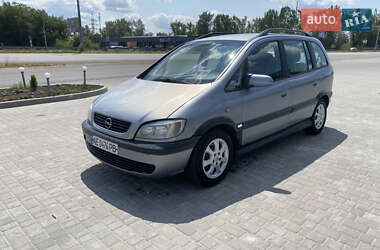 Opel Zafira 2004