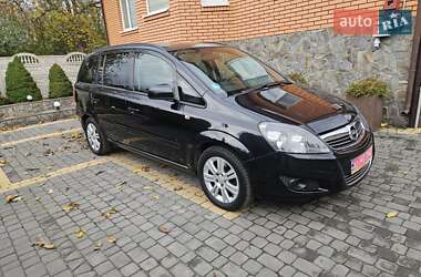 Opel Zafira  2013
