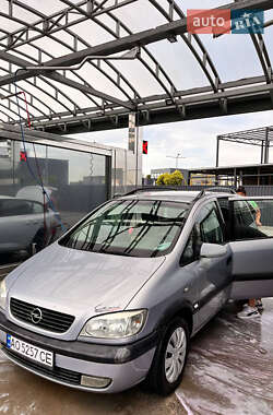 Opel Zafira  2000