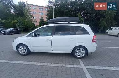 Opel Zafira 2011