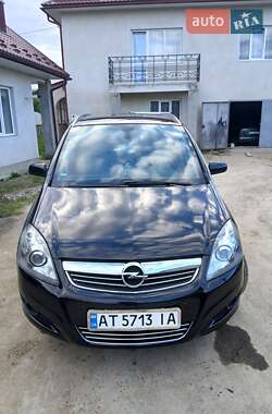 Opel Zafira 2009