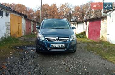 Opel Zafira 2011