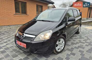Opel Zafira  2010