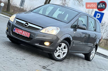Opel Zafira  2009