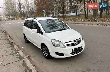 Opel Zafira 2012
