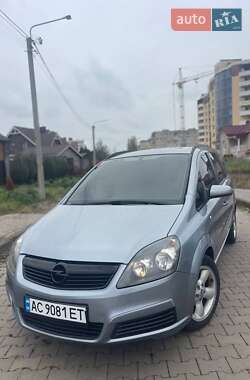 Opel Zafira  2005