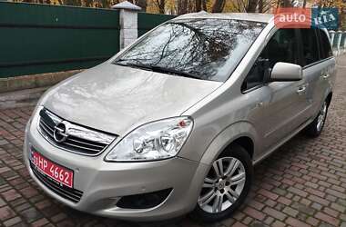 Opel Zafira  2010