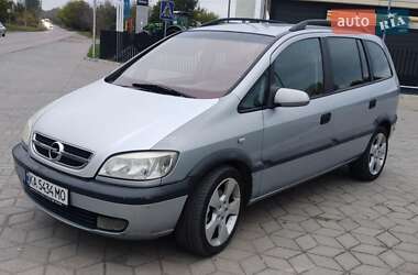 Opel Zafira  2002