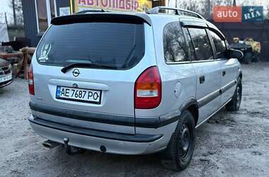 Opel Zafira  2000