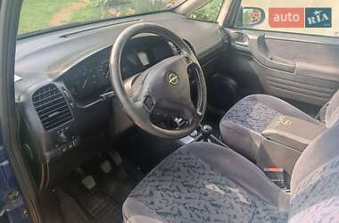 Opel Zafira  2000
