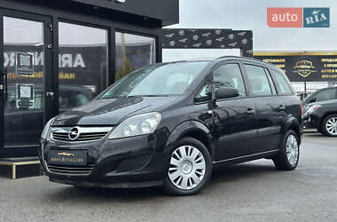 Opel Zafira  2010