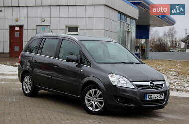 Opel Zafira  2010