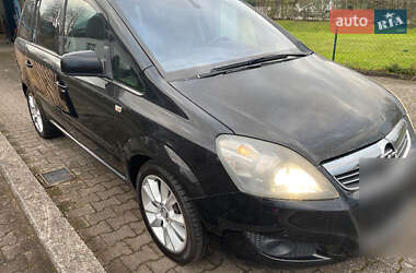 Opel Zafira  2010
