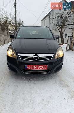 Opel Zafira  2009