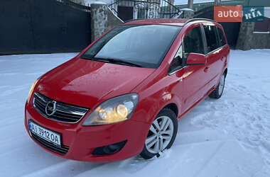 Opel Zafira 2011
