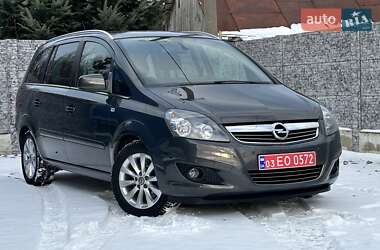 Opel Zafira  2014
