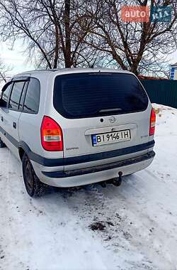 Opel Zafira  2002