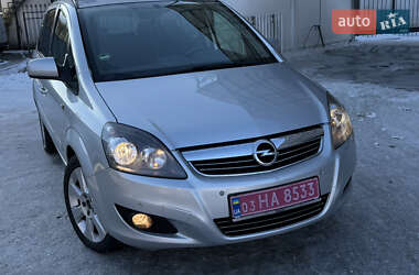 Opel Zafira  2014