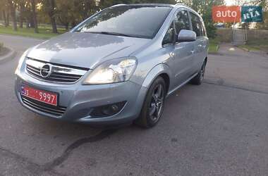 Opel Zafira  2010