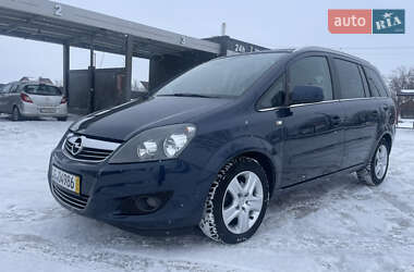 Opel Zafira  2011