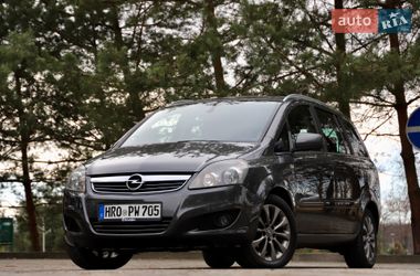 Opel Zafira  2011