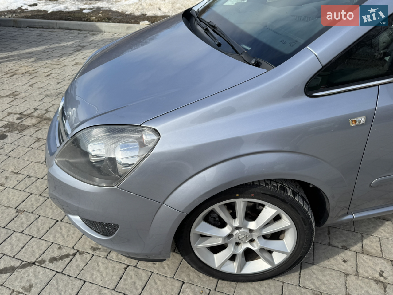 2011 Opel Zafira - мініатюра 2