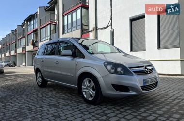 Opel Zafira  2010