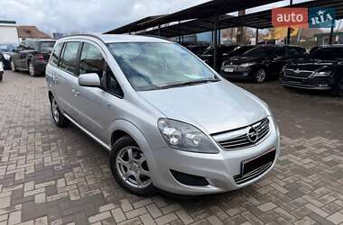 Opel Zafira  2012