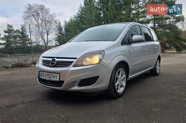 Opel Zafira  2010