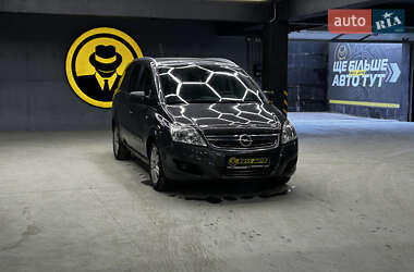 Opel Zafira  2011