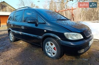 Opel Zafira  2002