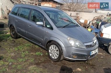 Opel Zafira  2005