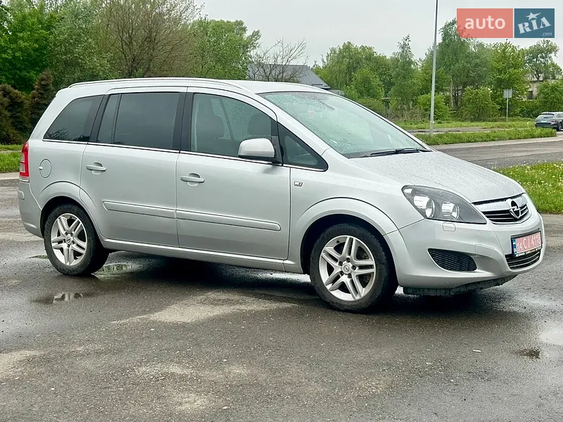 Opel Zafira
