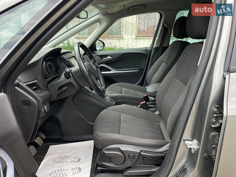Минивэн Opel Zafira 2016 в Сумах