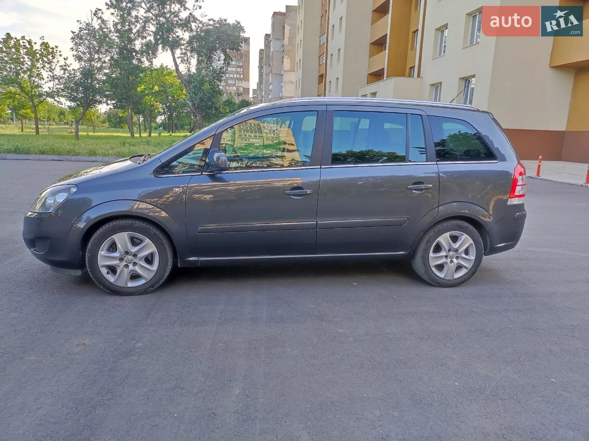 Opel Zafira 2011 VIN W0L0AHM75B2125203 фото оголошення 3 з 5