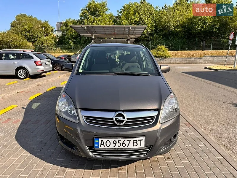 Opel Zafira 2013
