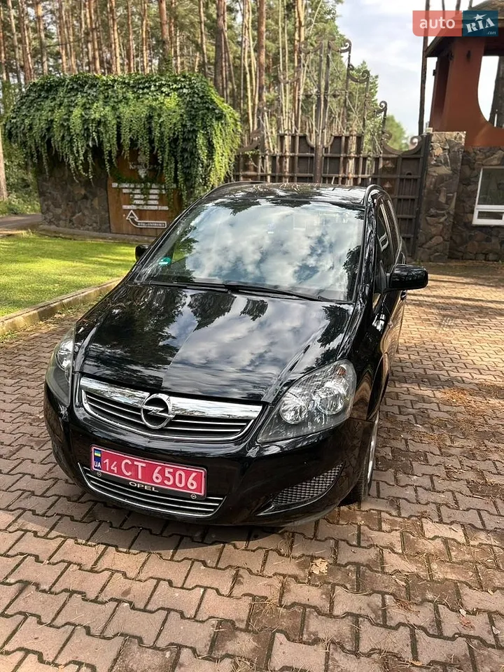2012 Opel Zafira - фото 1