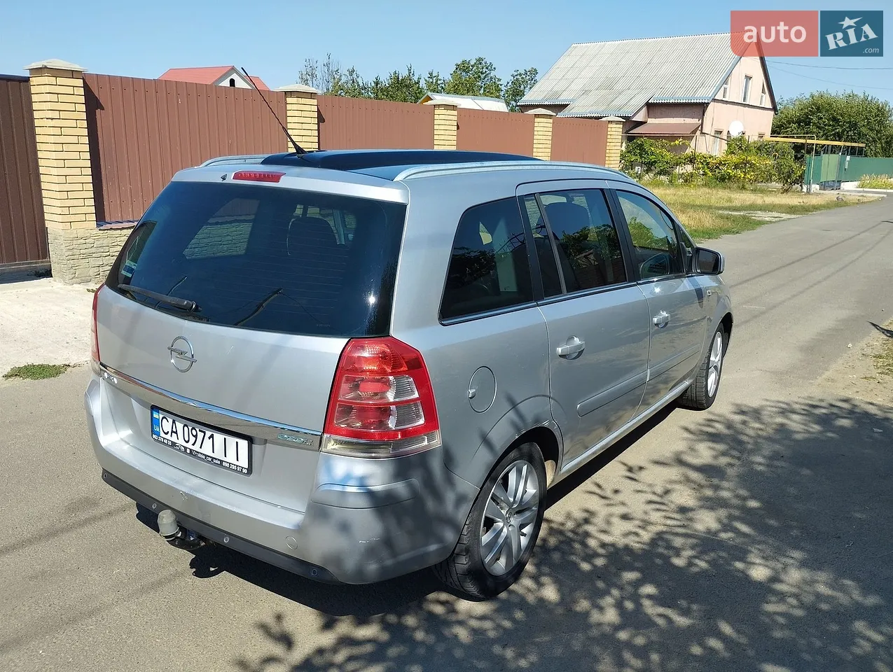 2010 Opel Zafira - мініатюра 2