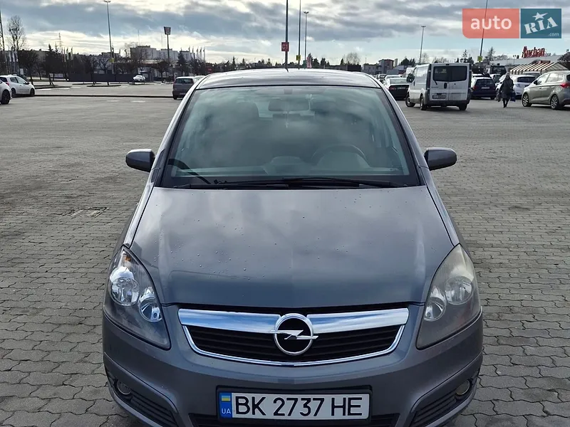 Opel Zafira 2008