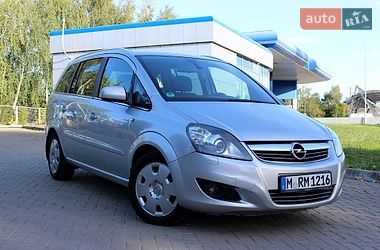 Минивэн Opel Zafira 2012 в Самборе