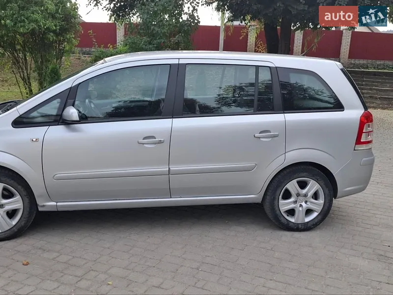 Opel Zafira